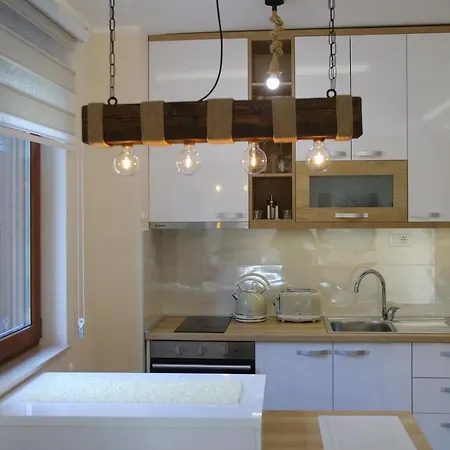 Lägenhet Mia Casa & *